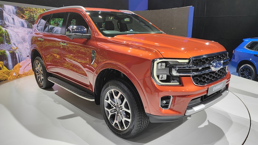Ford Everest 2022 tại Thái Lan