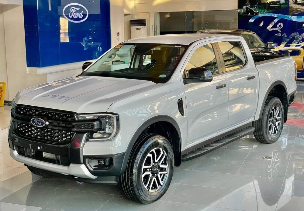 Ford Ranger Sport 2023 sắp ra mắt Việt Nam
