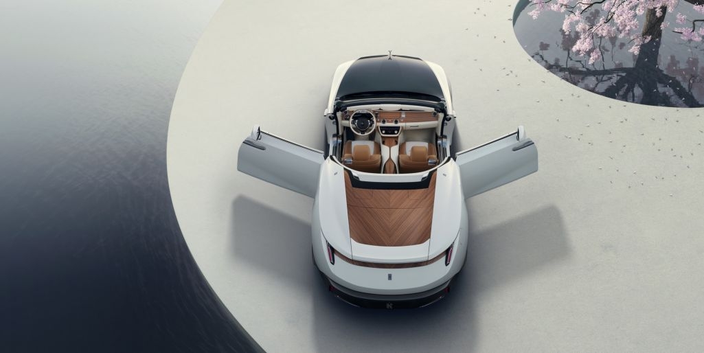 Rolls-Royce hé lộ Arcadia Droptail: Kiệt tác Coachbuild hiện thân cho thiên đường tĩnh lặng