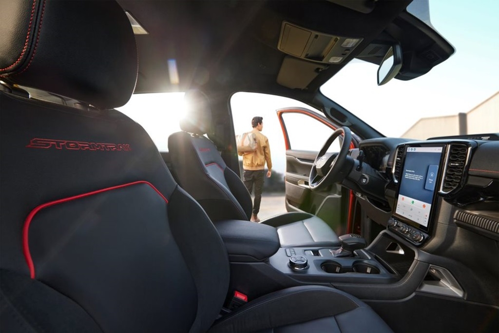 Ford Ranger Stormtrak chốt giá 1,039 tỷ đồng tại Việt Nam Ford Ranger Stormtrak chốt giá 1,039 tỷ đồng tại Việt Nam