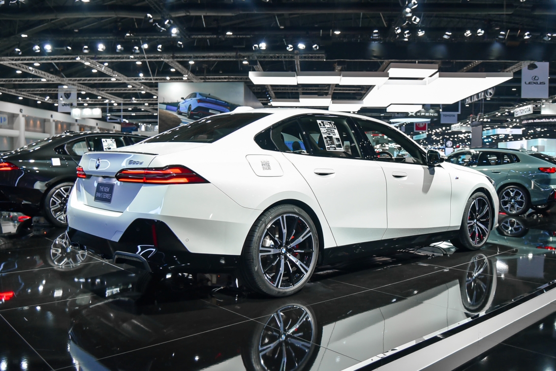 BMW 5-Series 2024 sắp về Việt Nam có gì đặc biệt?