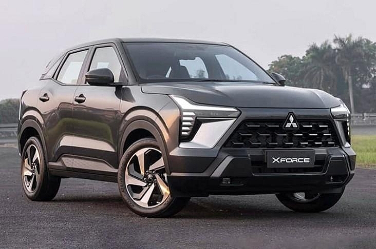 Top 10 xe bán chạy tháng 9: 'Cú sốc' Top 5 và màn phản công của xe gầm cao