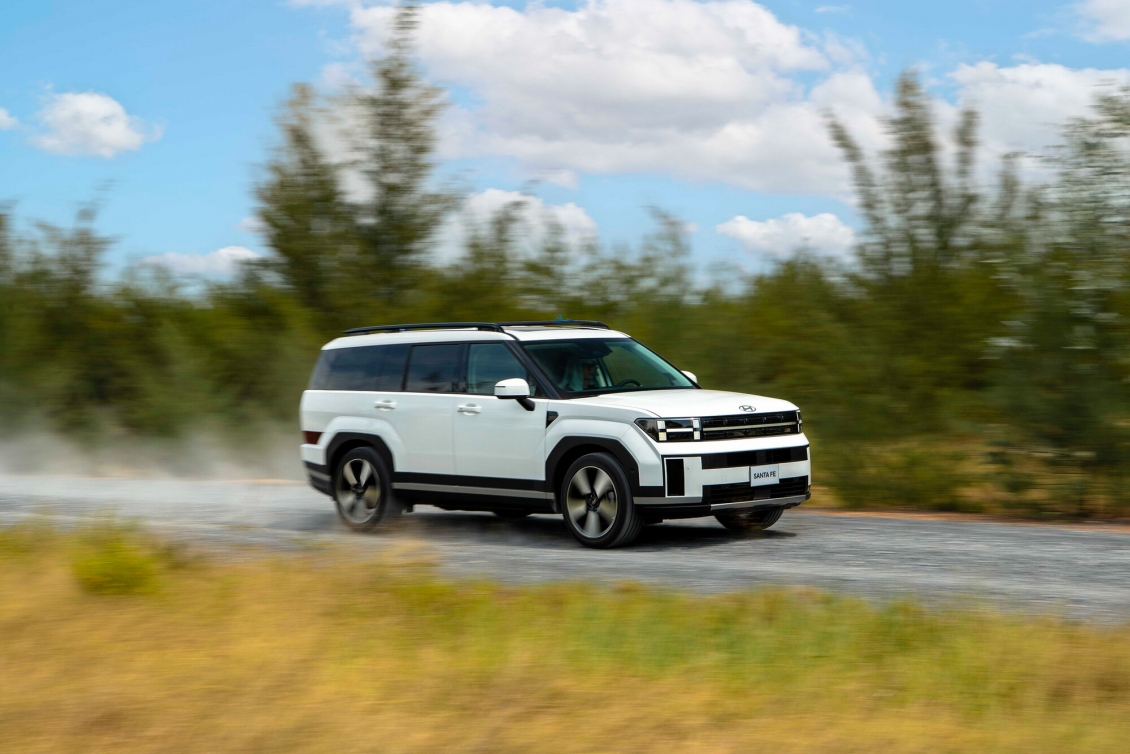 Hyundai Santa Fe giảm gần 200 triệu đồng, tăng sức cạnh tranh với đối thủ Hyundai Santa Fe giảm gần 200 triệu đồng, tăng sức cạnh tranh với đối thủ