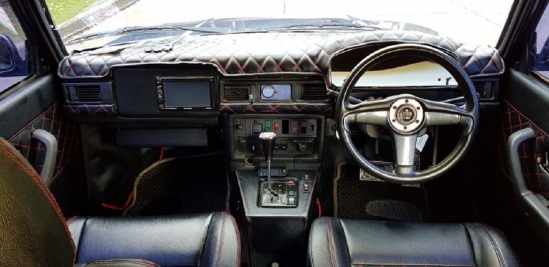 ban nhai rolls royce phantom rao ban voi gia beo bot chi 50 trieu