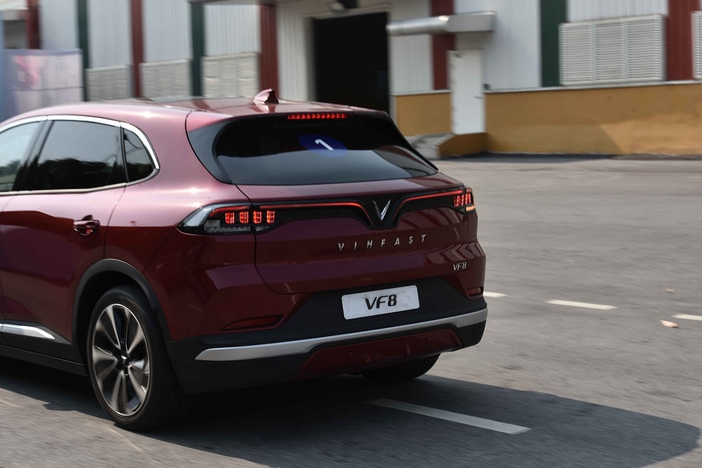 VinFast VF 8