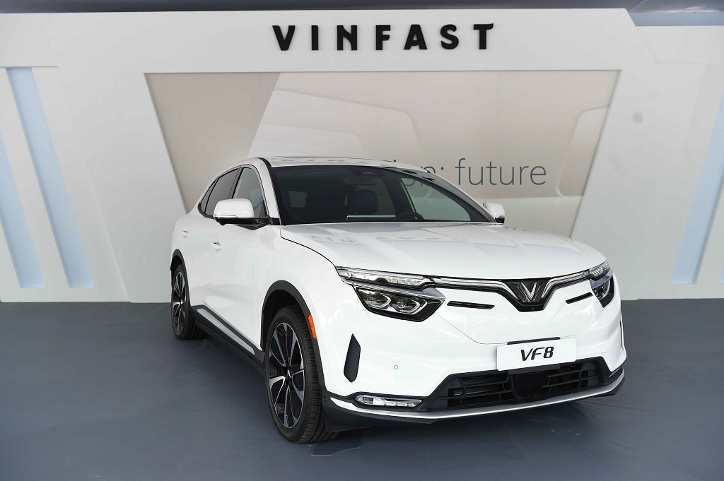 VinFast VF8