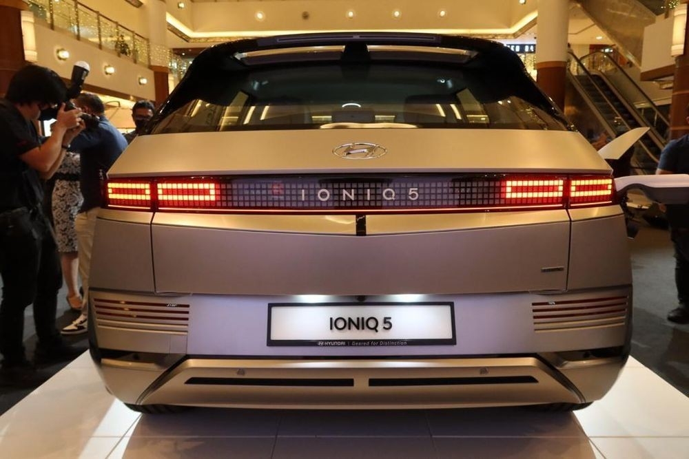 Hyundai Ioniq 5 Hyundai Ioniq 5
