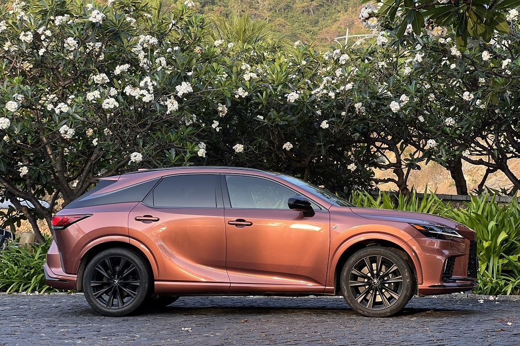 Lexus và hành trình trải nghiệm xe sang tại Việt Nam