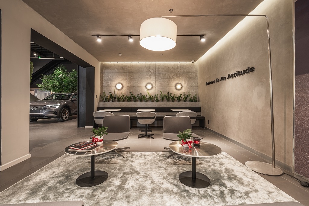 Audi Charging Lounge