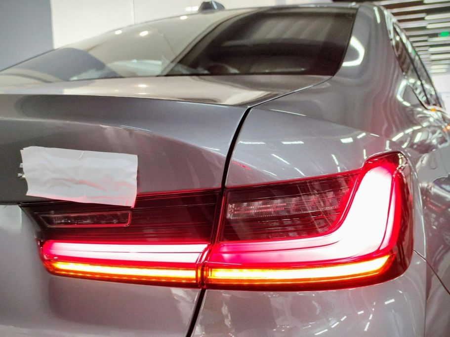 BMW 3-Series 330i M-Sport 2023