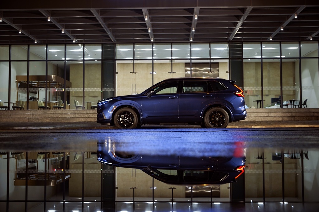 Honda CR-V giảm hơn 100 triệu đồng tại đại lý