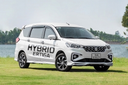 Suzuki Ertiga Hybrid tiếp tục giảm giá 100 triệu đồng