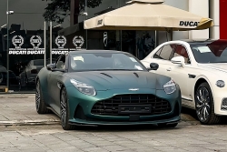 Siêu xe Aston Martin DB12 xuất hiện tại Việt Nam