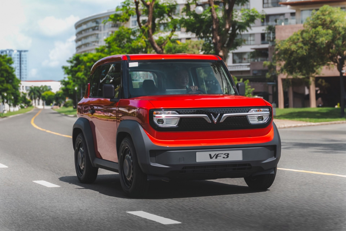 Top 10 ô tô bán chạy nhất tháng 9/2025: Xe điện VinFast vững ngôi 'vương' dù xe xăng khởi sắc