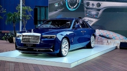Cận cảnh Rolls-Royce Ghost Series II vừa ra mắt Việt Nam, giá từ 34,9 tỷ đồng