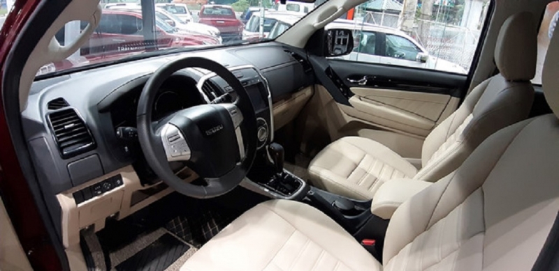 Nỗ lực ‘thoát ế’, Isuzu Mu-X giảm giá lên tới 165 triệu đồng no luc thoat e mu x giam gia len toi 165 trieu dong