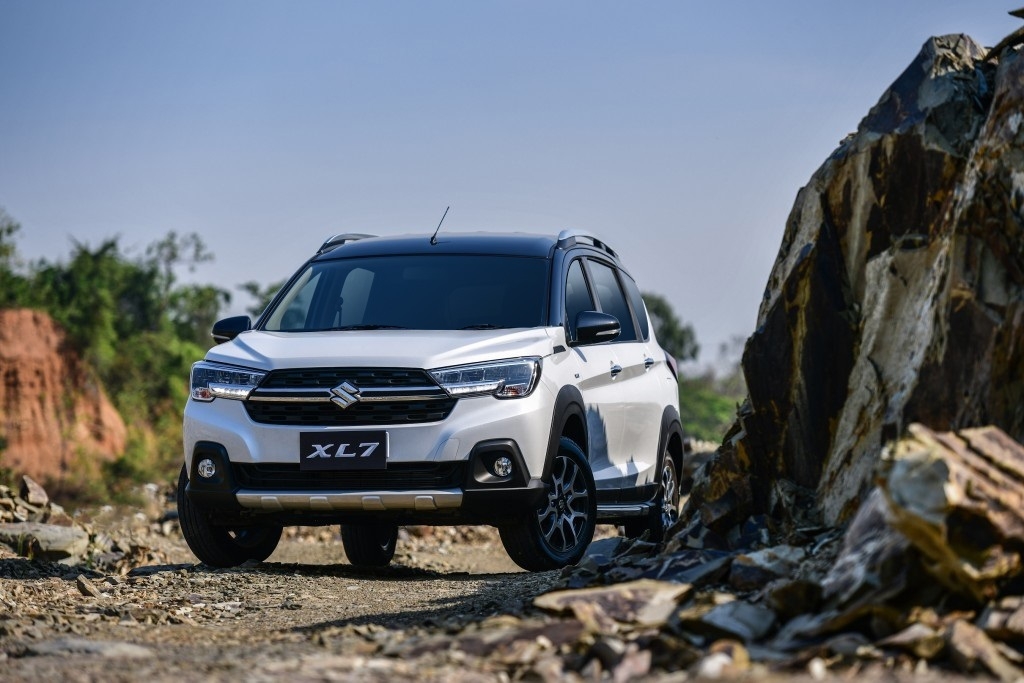 Suzuki XL7