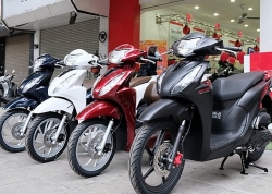 Xe máy Honda đồng loạt giảm giá trong tháng Ngâu