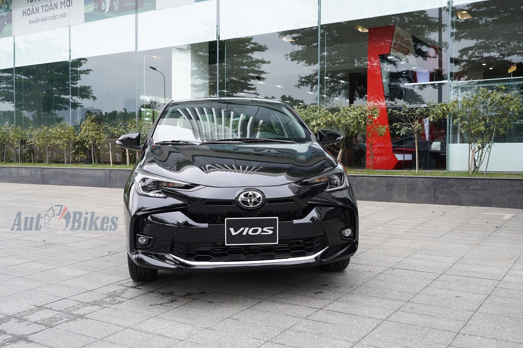 Vì sao doanh số Toyota Vios sụt giảm mạnh