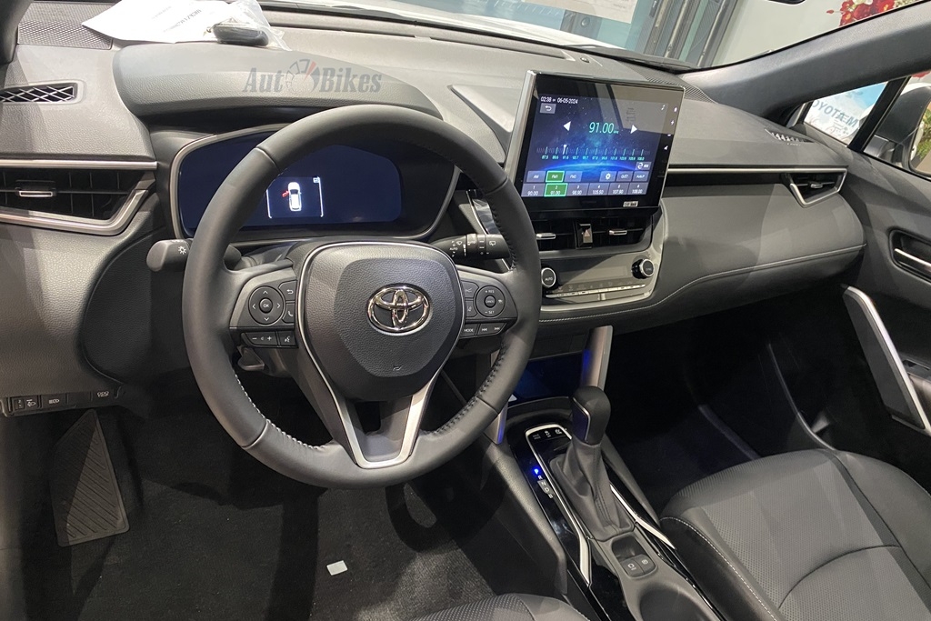 Ảnh thực tế Toyota Corolla Cross 2024 vừa ra mắt Việt Nam Ảnh thực tế Toyota Corolla Cross 2024 vừa ra mắt Việt Nam