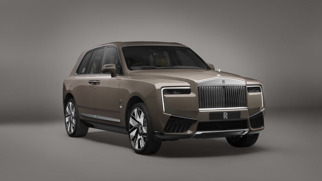 Rolls-Royce Cullinan Series II có giá 36,7 tỷ đồng tại Việt Nam