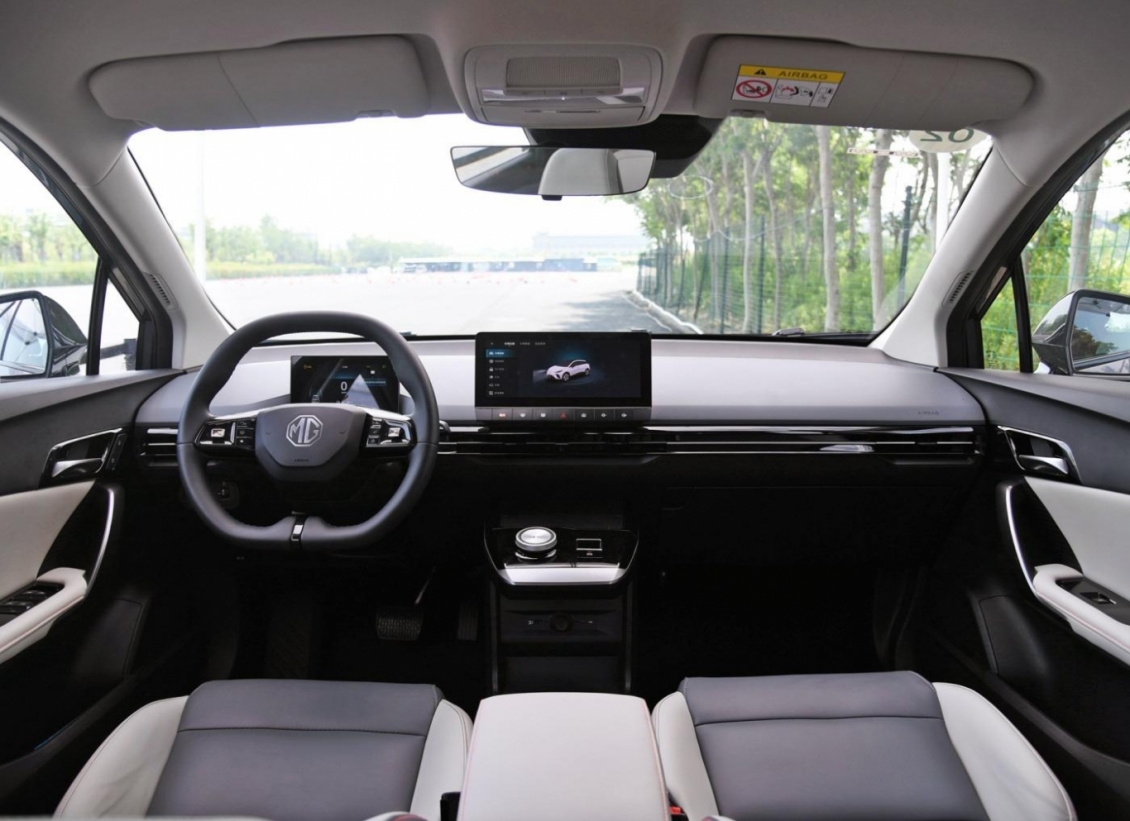 Xe điện MG4 đã về đại lý, giá đồn đoán trên 500 triệu