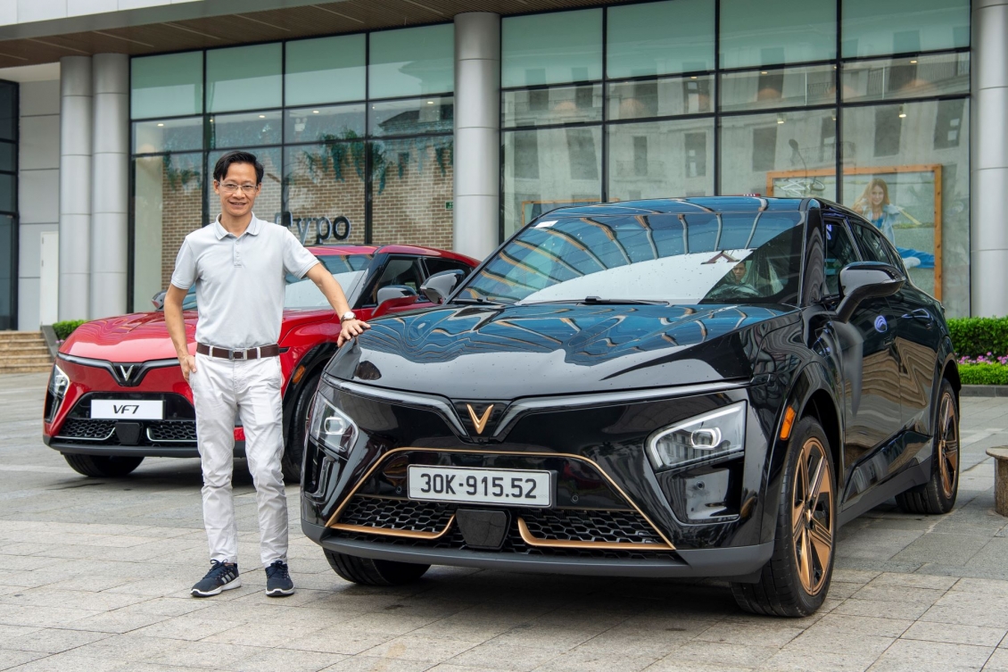 Chủ xe VinFast VF 7 Hỏa Long Độc Bản: ‘Giao dịch ở mọi thời điểm liên quan tới Rồng’
