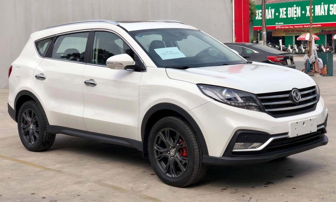 Dongfeng Glory 580 xả kho giá 430 triệu, rẻ ngang xe hạng A Dongfeng Glory 580 xả kho giá 430 triệu, rẻ ngang xe hạng A