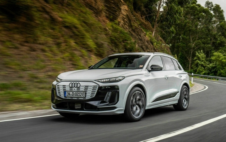 Audi Q6 e-tron sắp ra mắt Việt Nam, giá dự kiến 3,099 tỷ đồng Audi Q6 e-tron sắp ra mắt Việt Nam, giá dự kiến 3,099 tỷ đồng