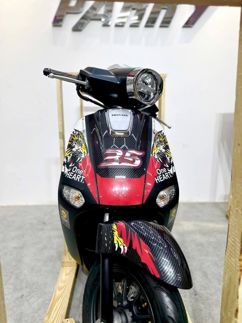 Honda Giorno+ Moto2 ThaiGP bản giới hạn về Việt Nam