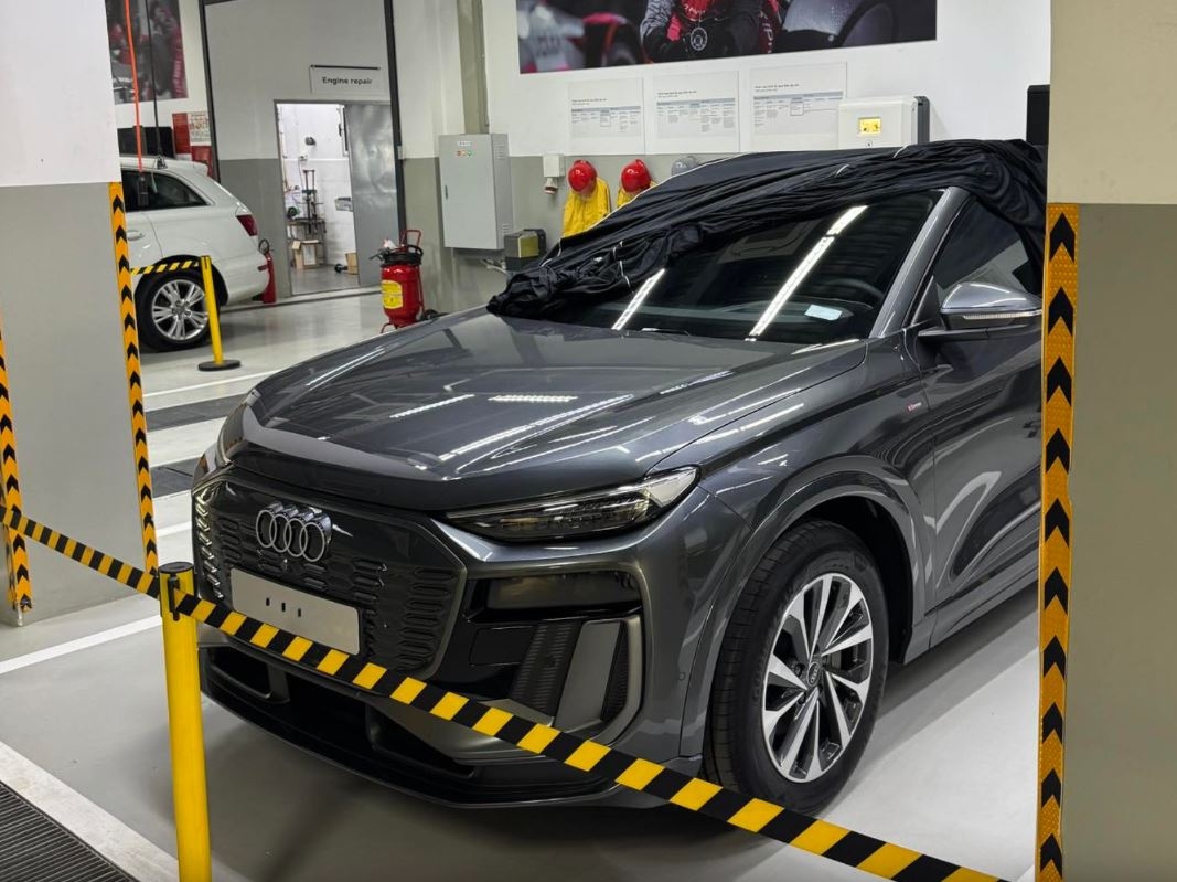 Audi Q6 e-tron bất ngờ lộ diện tại Việt Nam, chờ ngày ra mắt Audi Q6 e-tron bất ngờ lộ diện tại Việt Nam, chờ ngày ra mắt