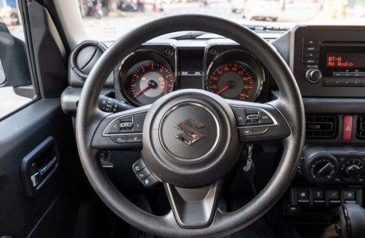 Suzuki Jimny về Việt Nam với giá 750 triệu đồng ? Suzuki Jimny về Việt Nam với giá 750 triệu đồng ?