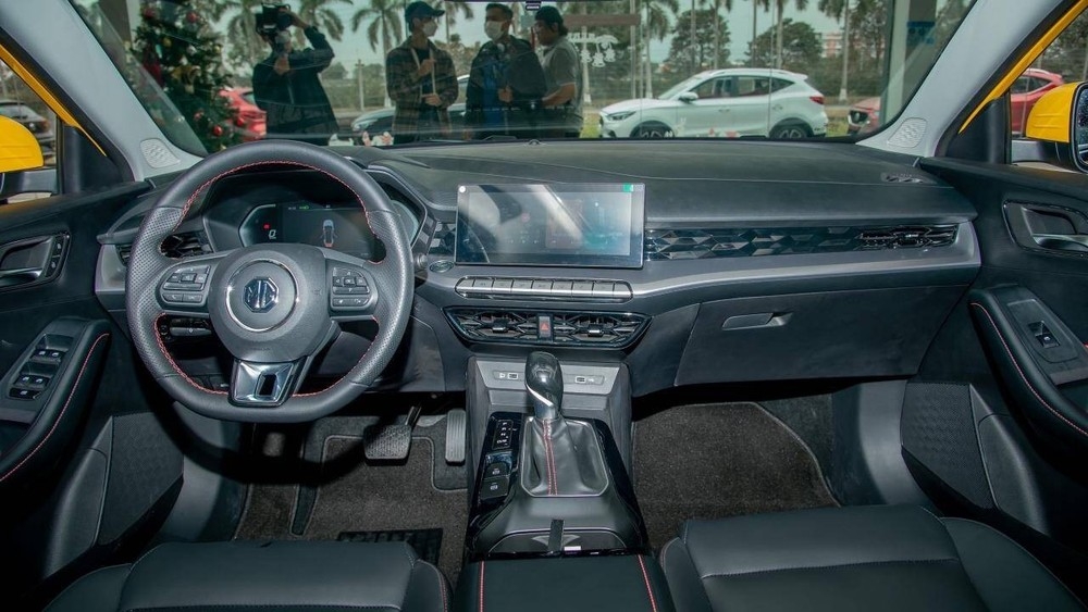 MG5 2022 bản tiêu chuẩn sắp về Việt Nam