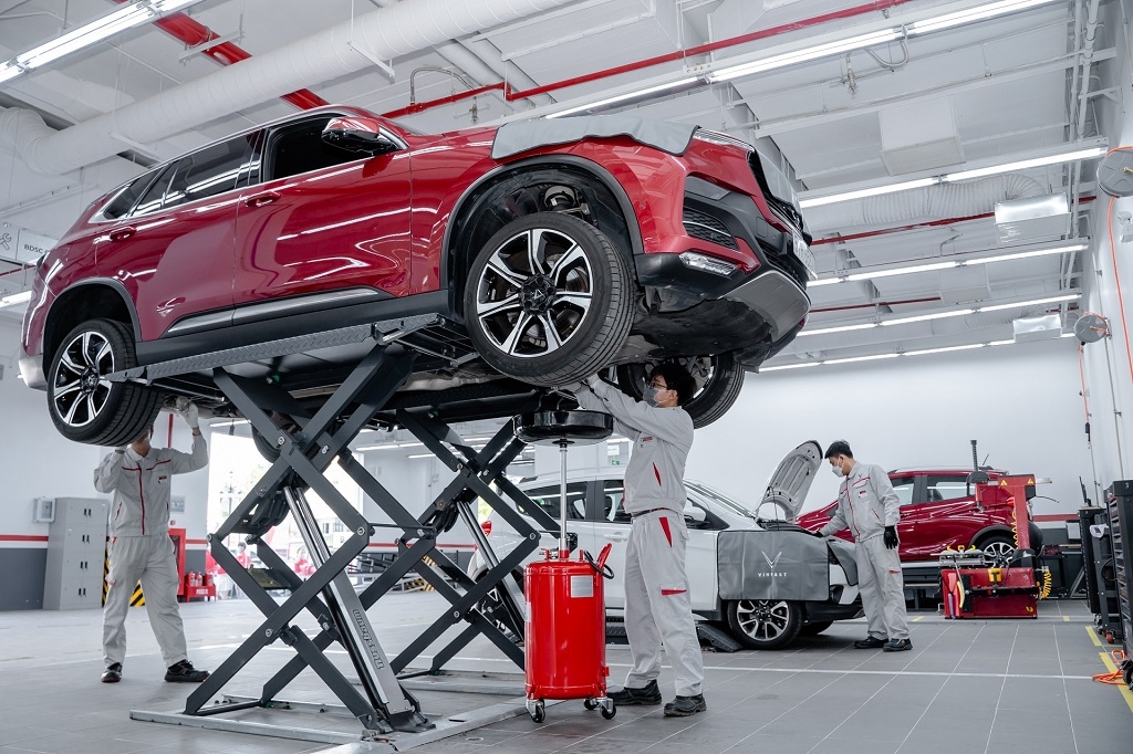 Xưởng dịch vụ được đầu tư máy móc, trang thiết bị hiện đại