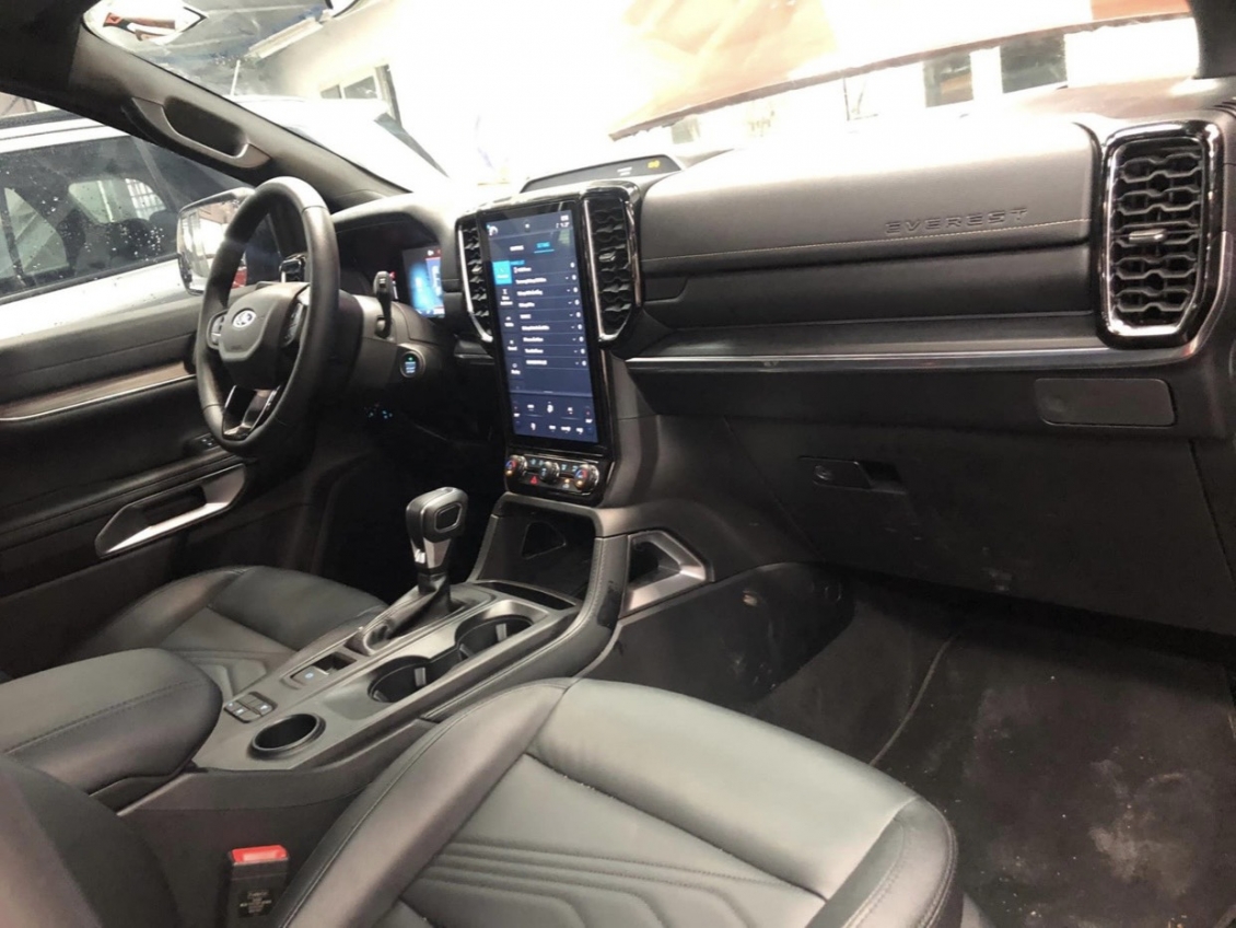 Ford Everest 2022 tại Việt Nam tiếp tục lộ thông số kỹ thuật chi tiết