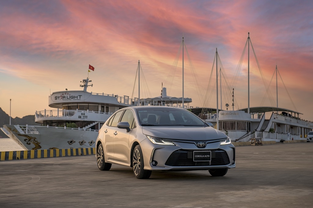 Toyota Corolla Altis 2022: Sự trở lại mạnh mẽ Toyota Corolla Altis 2022: Sự trở lại mạnh mẽ
