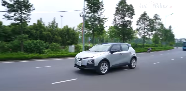 VinFast VF 5 di chuyển được bao nhiêu km sau mỗi lần sạc đầy?