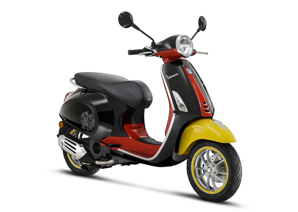 Vespa ra mắt dòng xe phiên bản giới hạn Disney Mickey Mouse