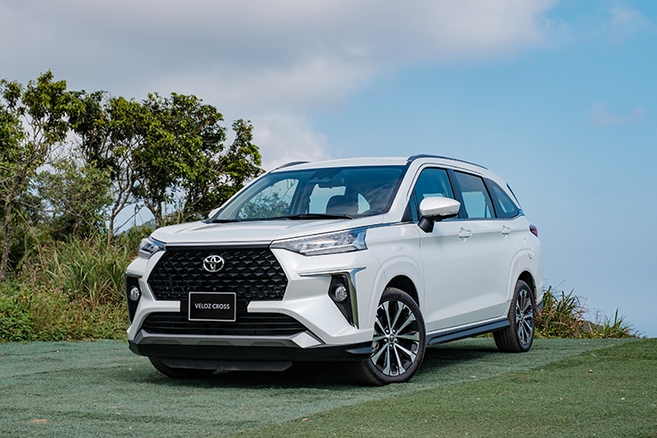 Phân khúc MPV tháng 10/2024: Mitsubishi Xpander bỏ xa các đối thủ