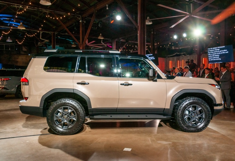 Lexus GX 2024