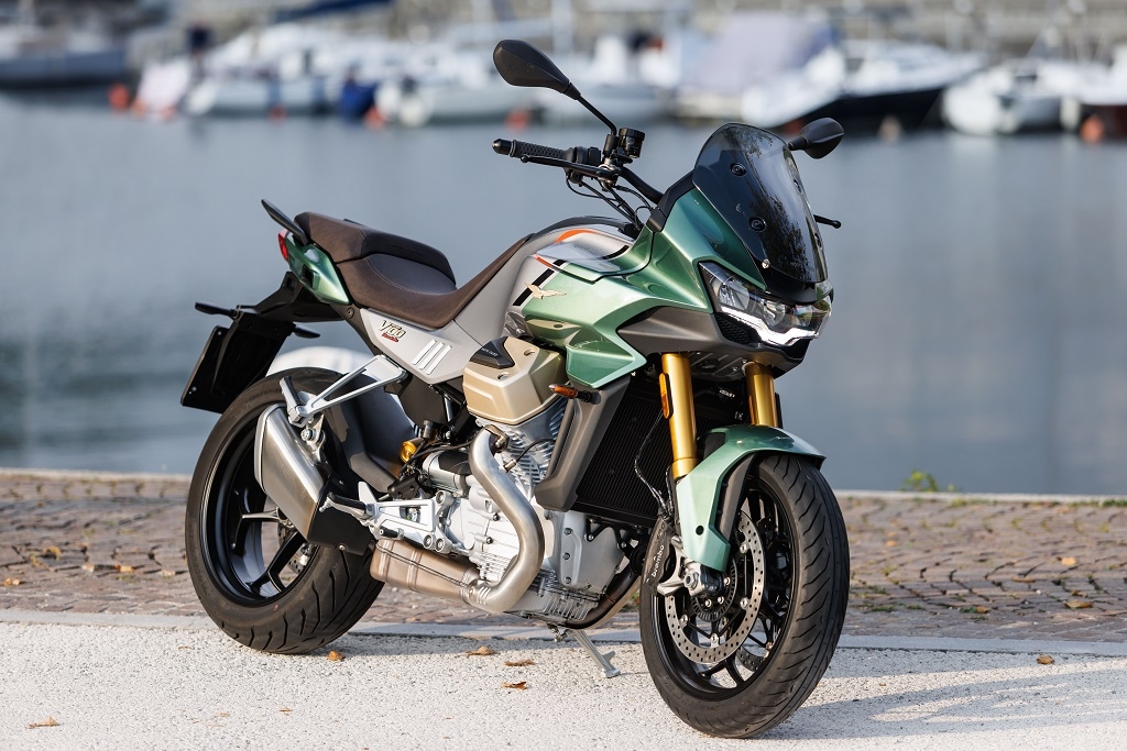 Moto Guzzi V100 Mandello 2023