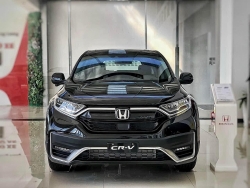 Honda CR-V giảm giá kịch sàn, xả kho đợt cuối