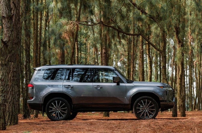 Lexus GX 550 ra mắt Việt Nam, giá từ 6,2 tỷ đồng