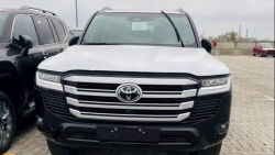 Toyota Land Cruiser LC300 2025 về Việt Nam, giá từ 4,58 tỷ đồng