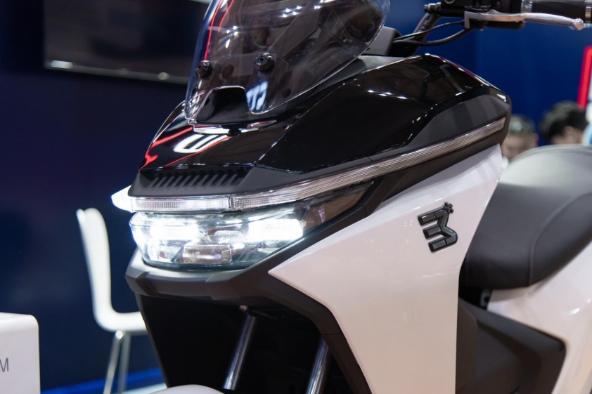 Xe máy điện E3 Mobility Deux7 sắp bán tại Việt Nam Xe máy điện E3 Mobility Deux7 sắp bán tại Việt Nam