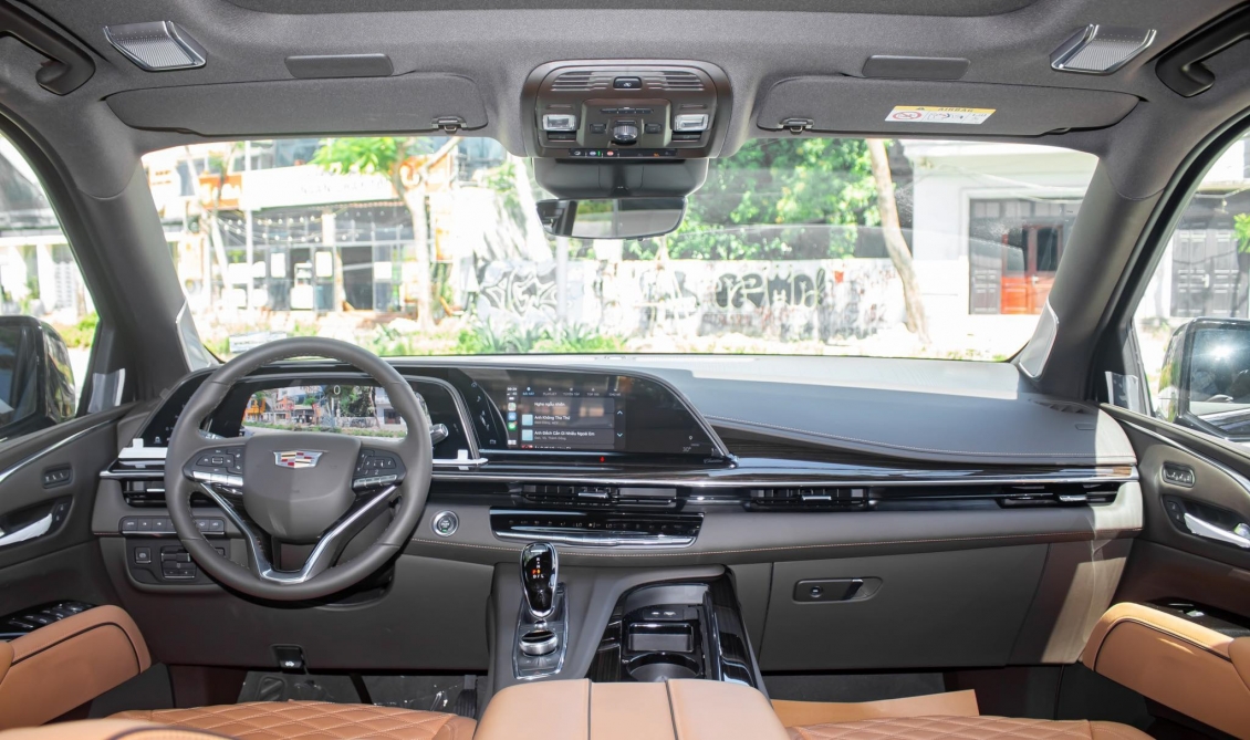 Chi tiết Cadillac Escalade 2021 V8 đầu tiên tại Việt Nam