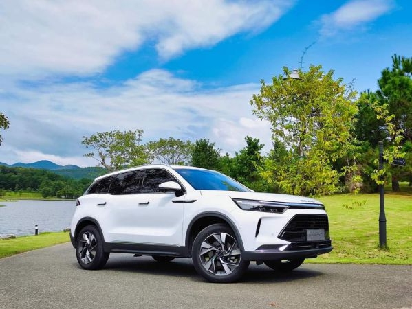 Doanh số Beijing X7 tiếp tục rớt thảm tại quê nhà, khách Việt lo lắng?