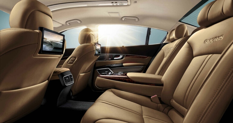 Xả hàng tồn, Kia Quoris đại hạ giá 500 triệu đồng Xả hàng tồn, Kia Quoris đại hạ giá 500 triệu đồng