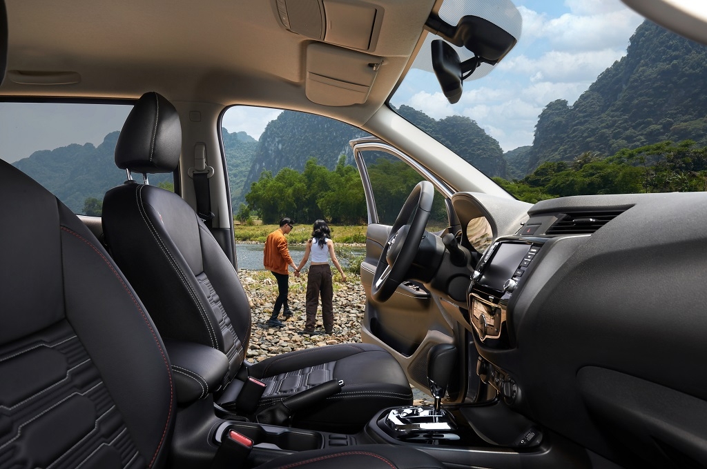 Nissan Navara 2022 dùng động cơ mới 2.3L đã về Việt Nam, giá từ 945 triệu đồng