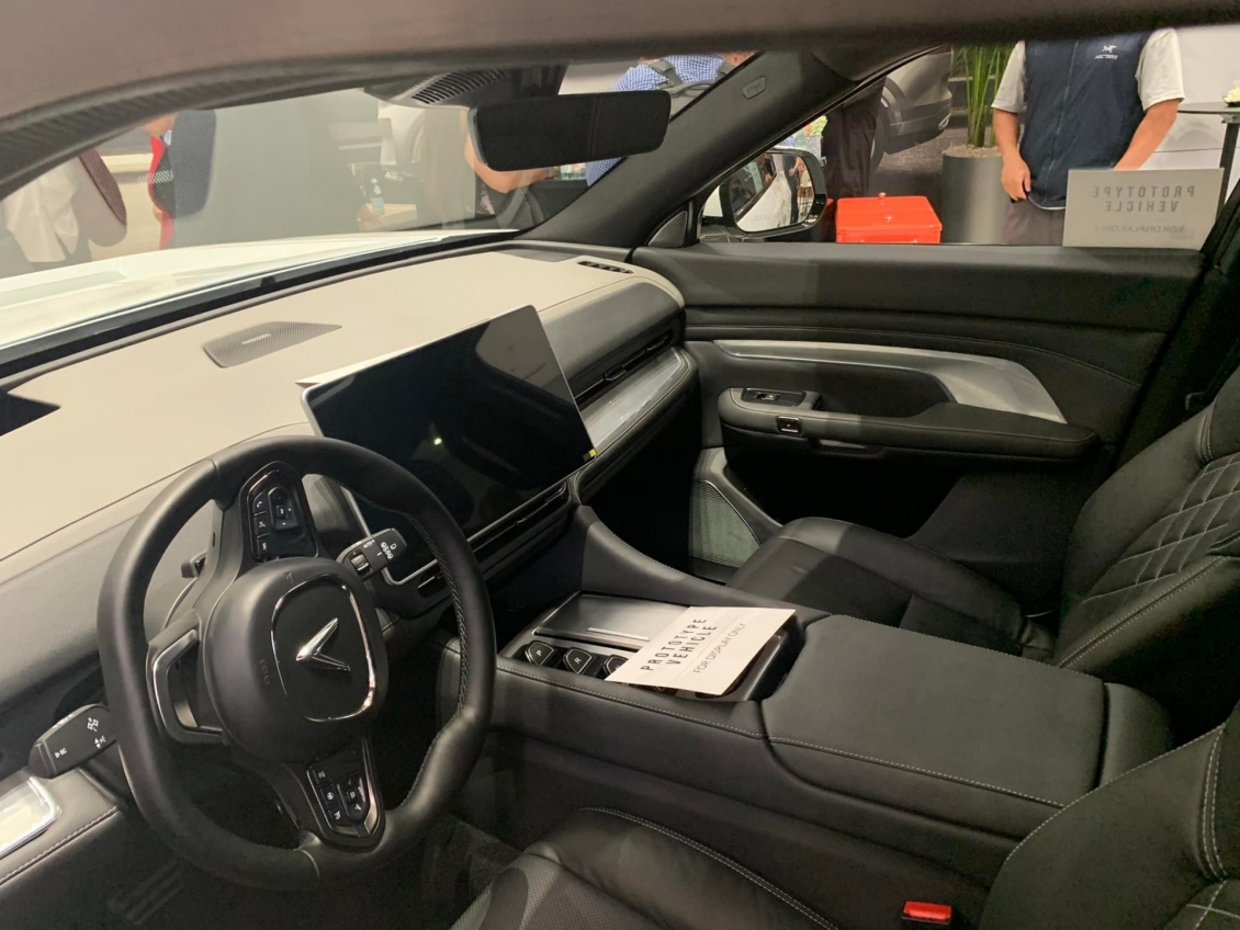 'Soi' chi tiết nội, ngoại thất ô tô điện VinFast VF9